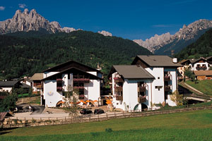 CASTEL PIETRA